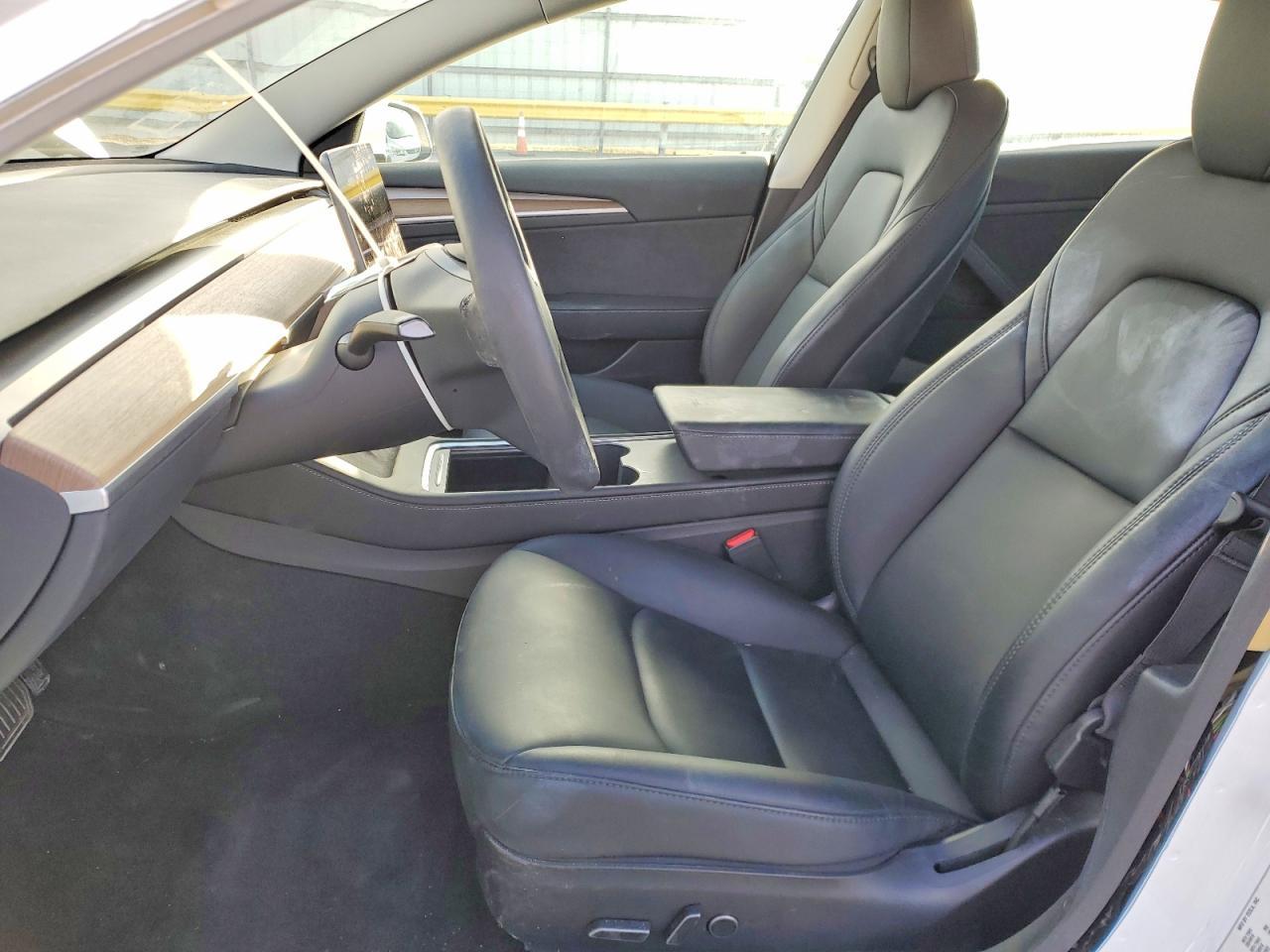 2023 Tesla Model 3 - Фото 7