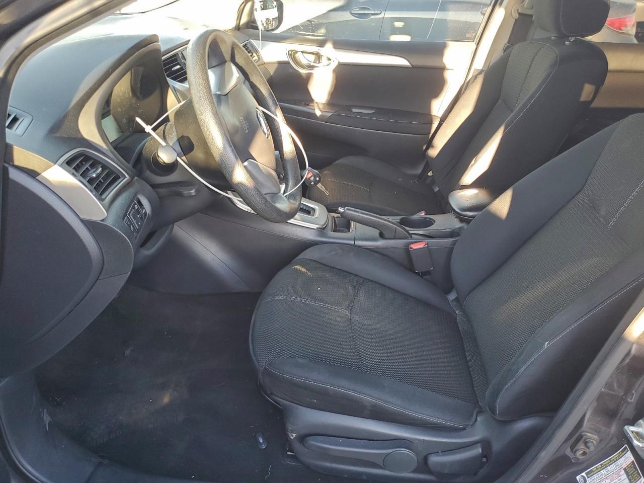 2014 Nissan Sentra S - Фото 7