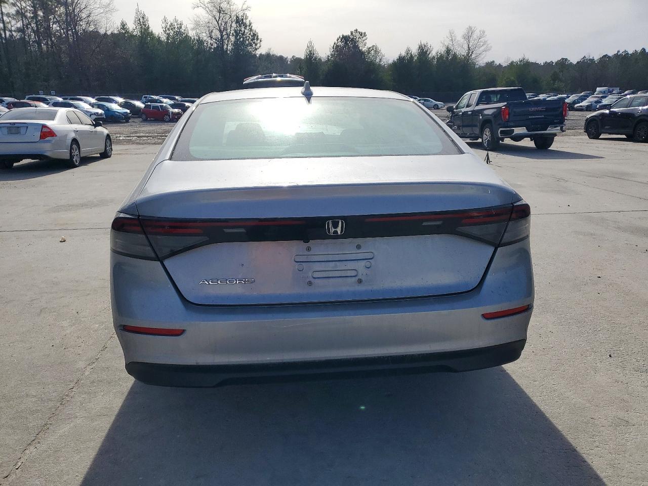 2023 Honda Accord Lx - Image 6