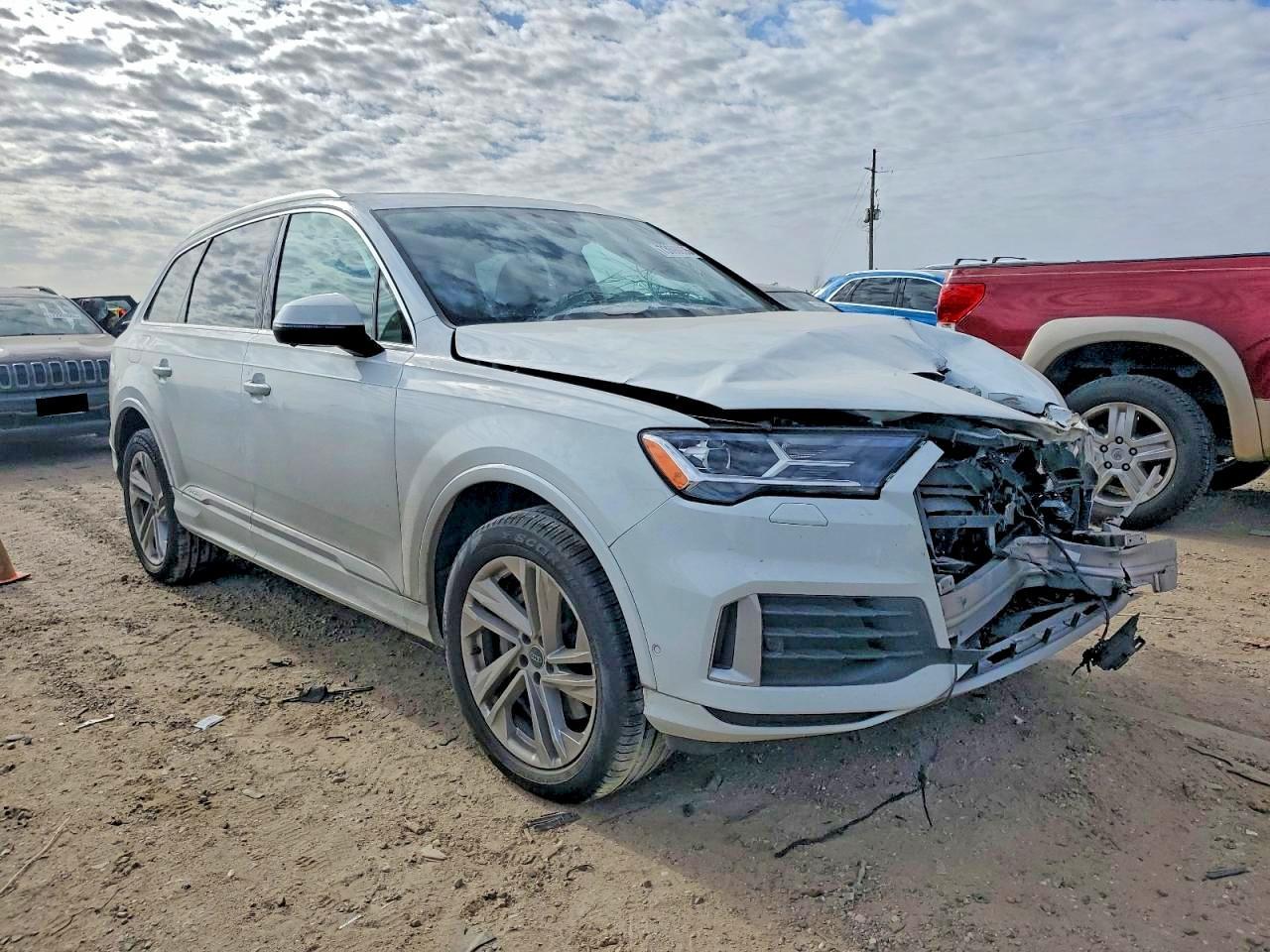 2021 Audi Q7 Premium Plus - Фото 4