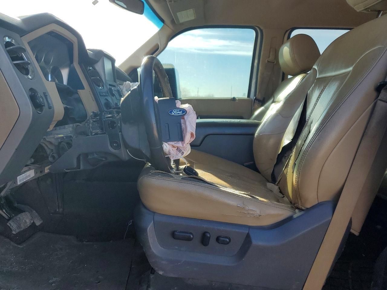 2013 Ford F250 Super Duty - Image 7