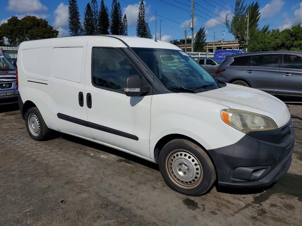 2016 Ram Promaster City Delivery Van - Image 4