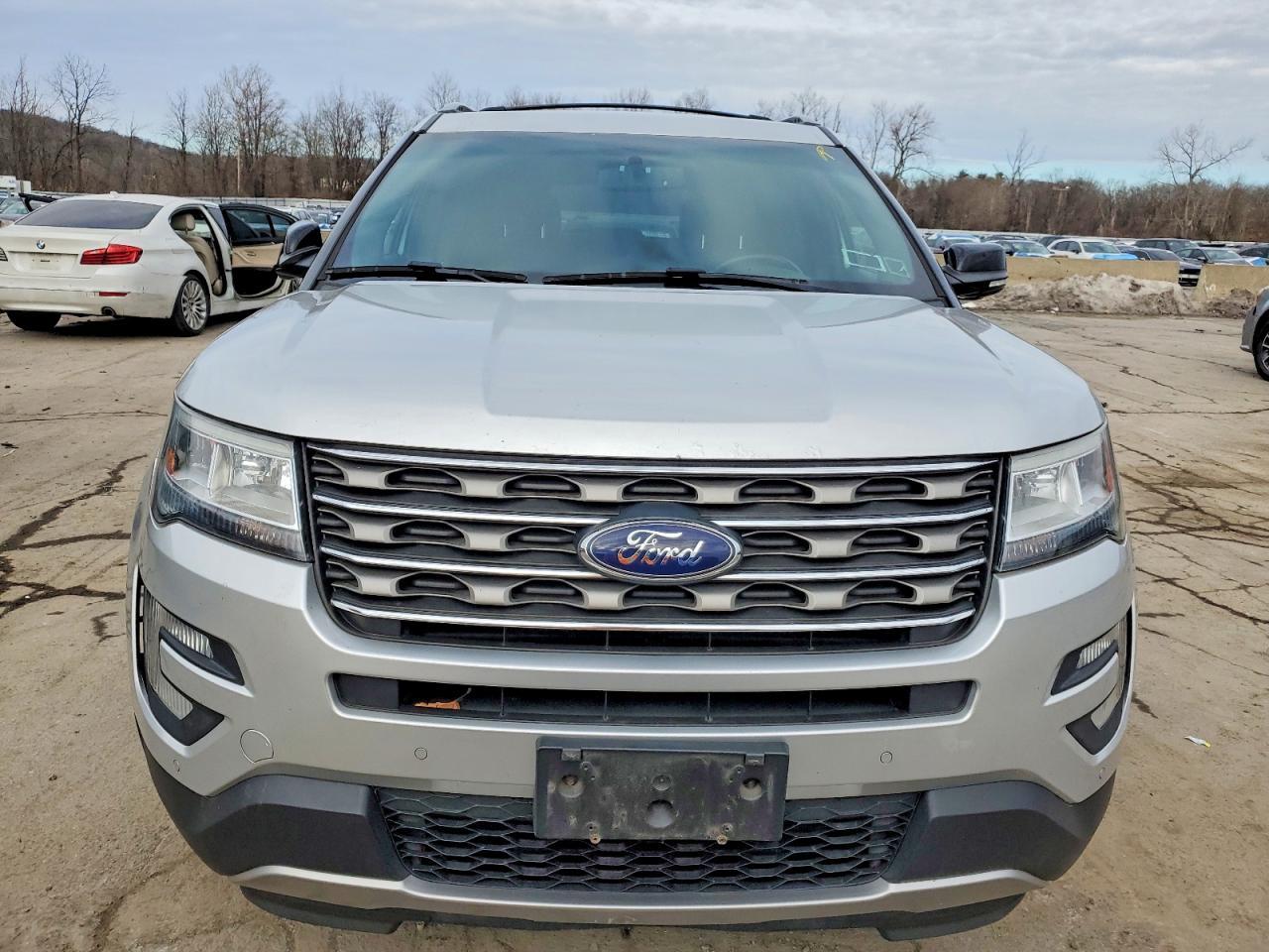 2016 Ford Explorer Xlt - Фото 5