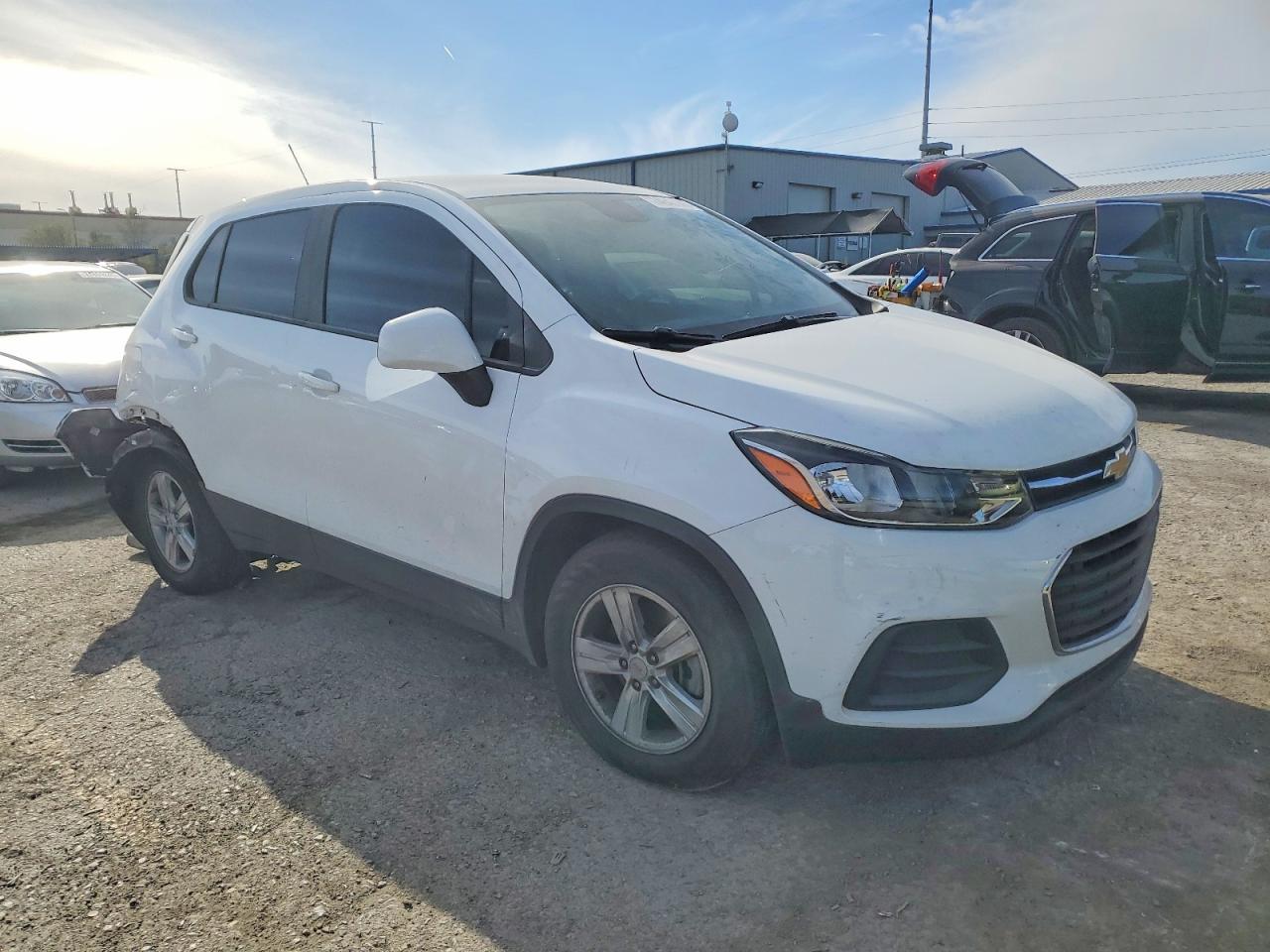 2020 Chevrolet Trax Ls - Фото 4