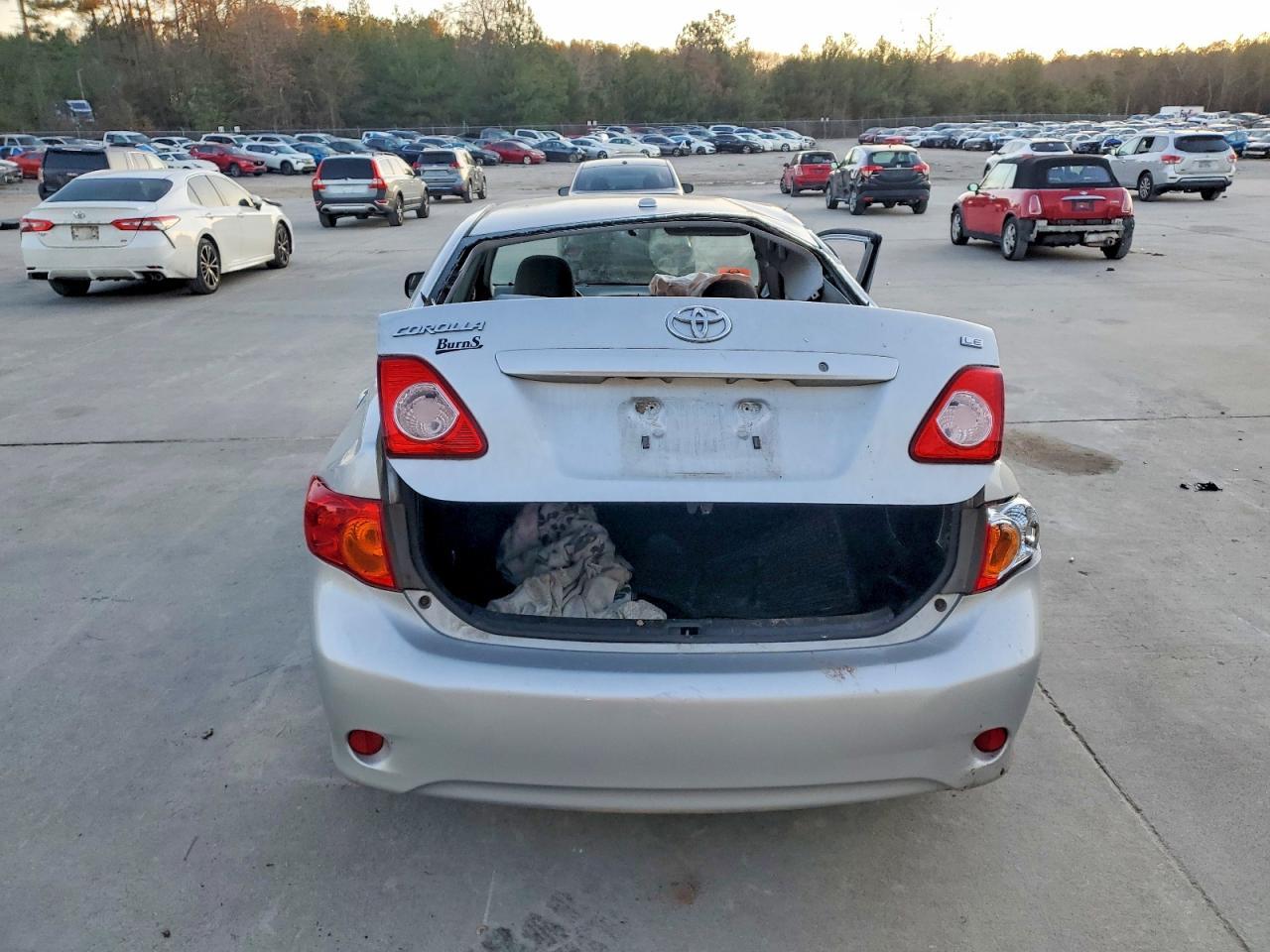 2009 Toyota Corolla Base - Фото 6