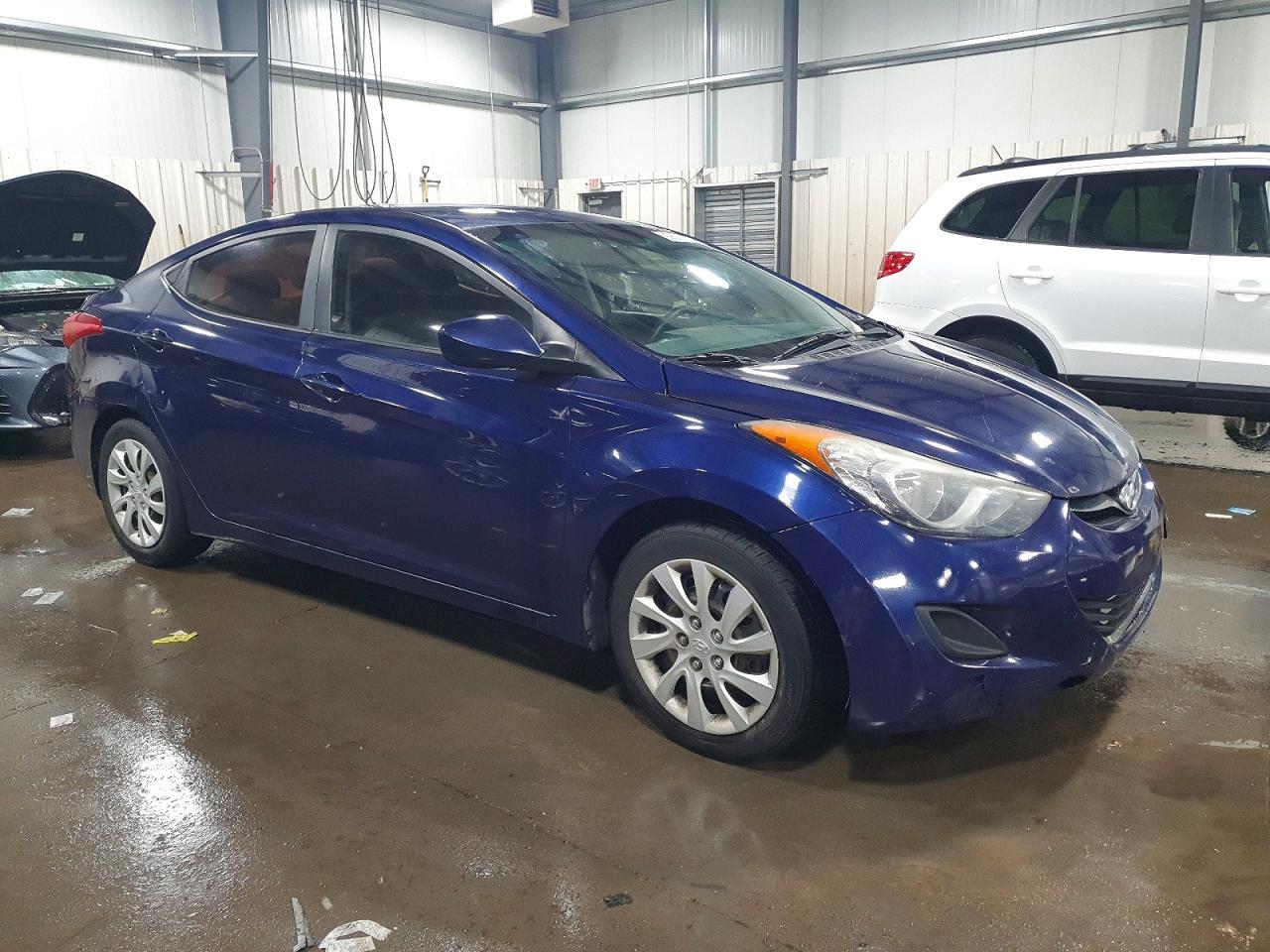 2013 Hyundai Elantra Gls - Фото 4