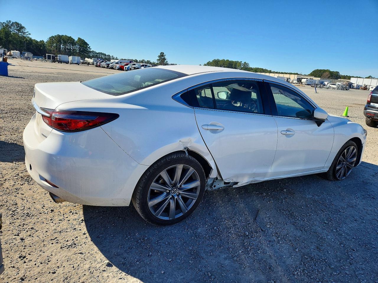 2021 Mazda 6 Touring - Фото 3