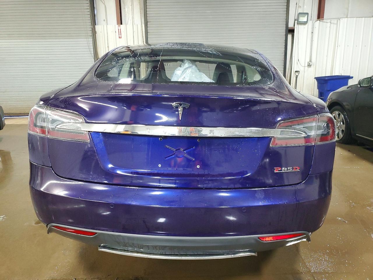 2015 Tesla Model S P85D - Фото 6