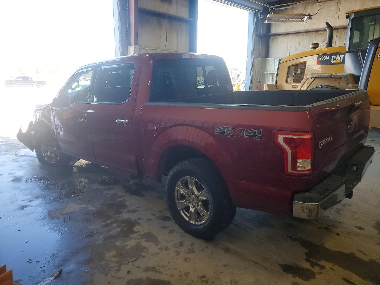 2015 Ford F150 Supercrew - Фото 2