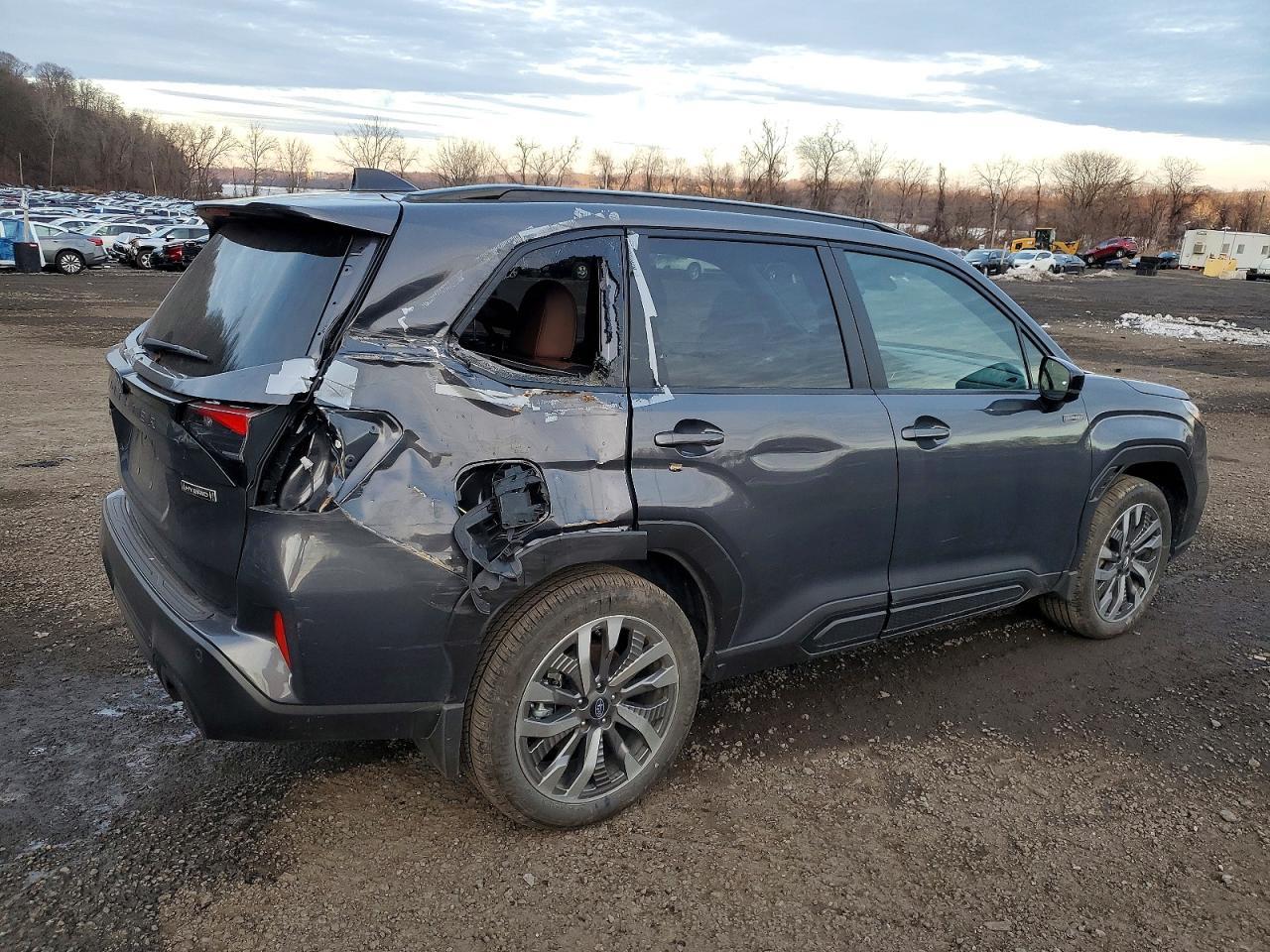 2025 Subaru Forester Touring - Image 3