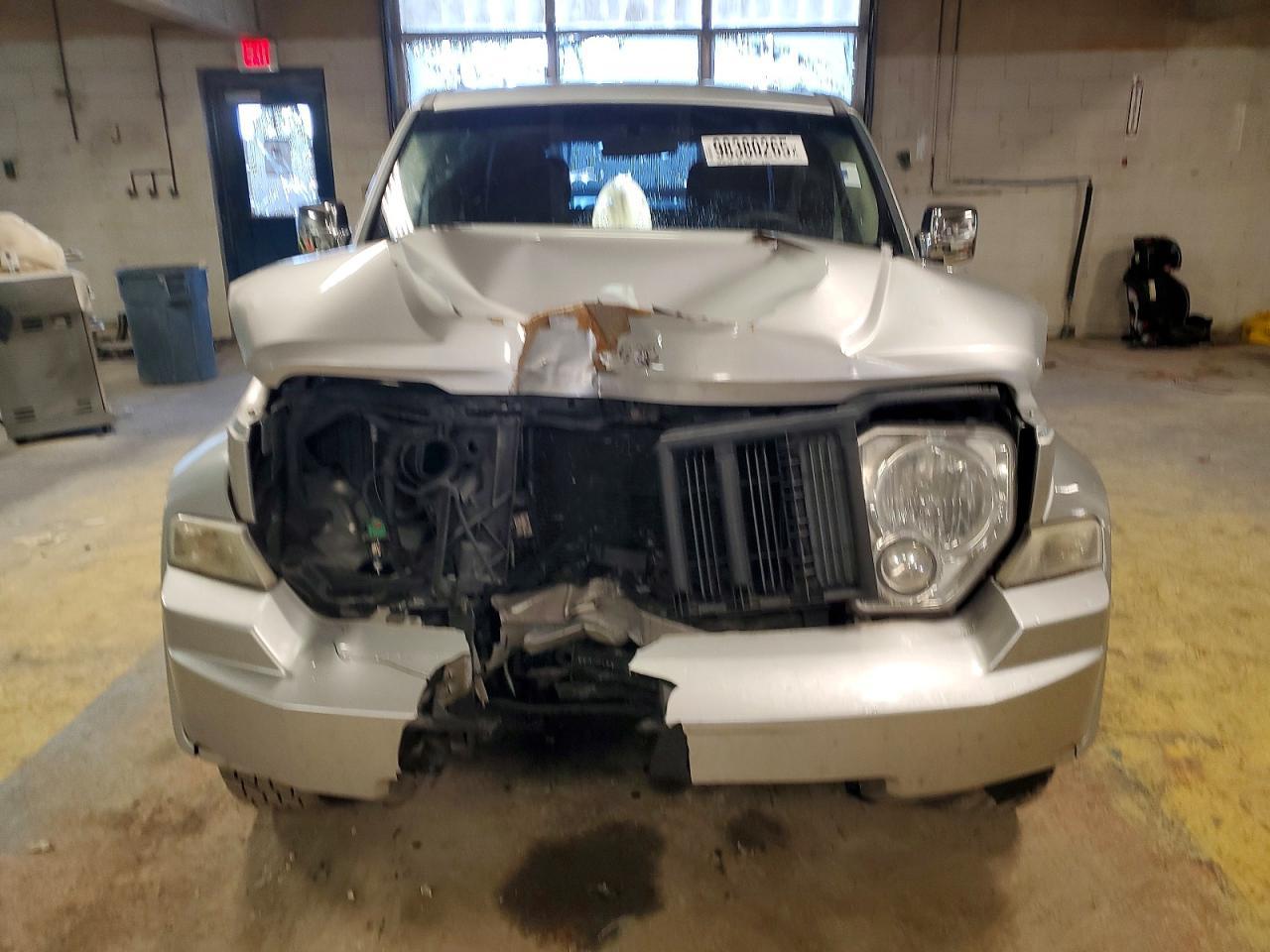 2011 Jeep Liberty Sport - Фото 5