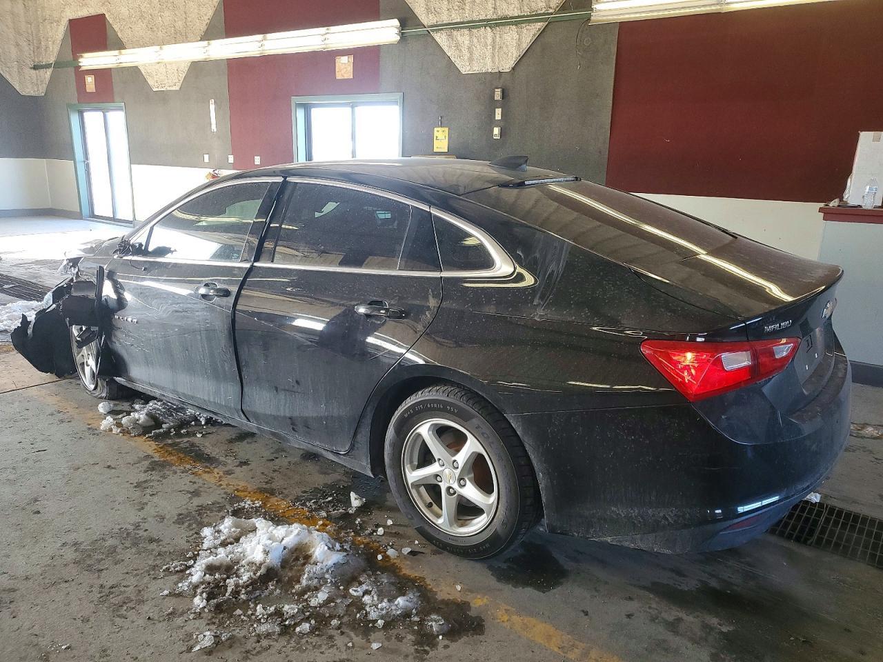 2018 Chevrolet Malibu Ls - Image 2