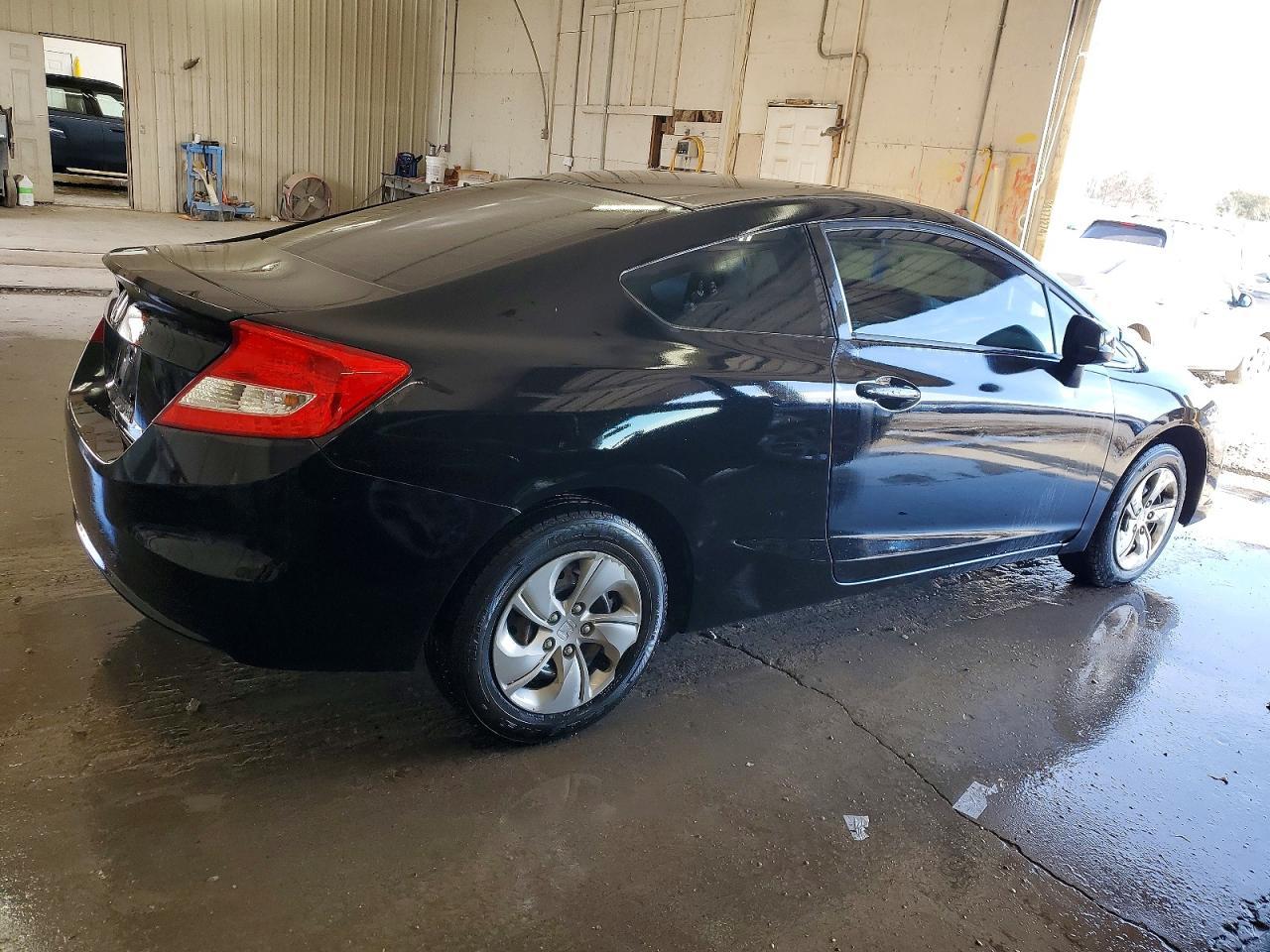 2013 Honda Civic Lx - Image 3
