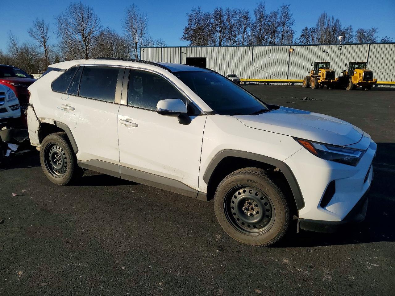 2022 Toyota Rav4 Xle - Image 4