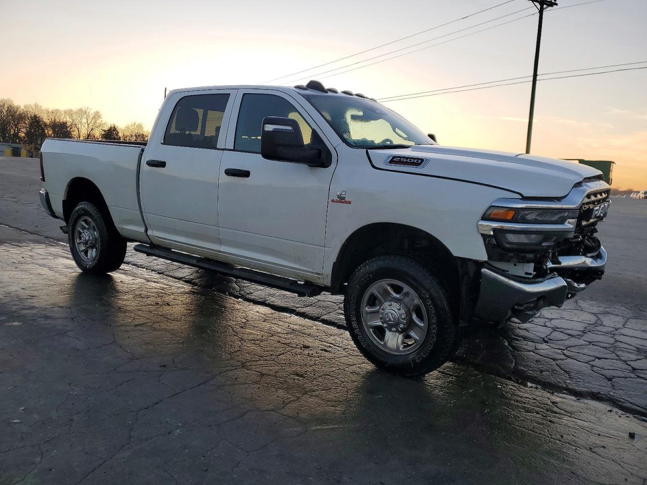 2025 Ram 2500 Tradesman - Фото 4