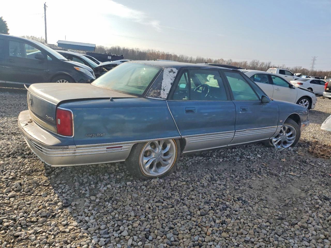 1992 Oldsmobile 98 Regency Elite - Фото 3