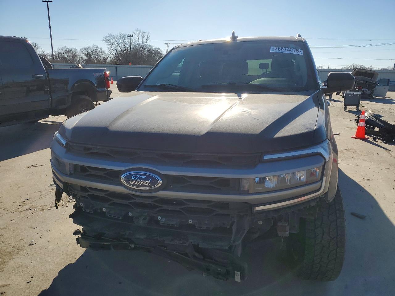 2023 Ford Expedition Max Xlt - Фото 5