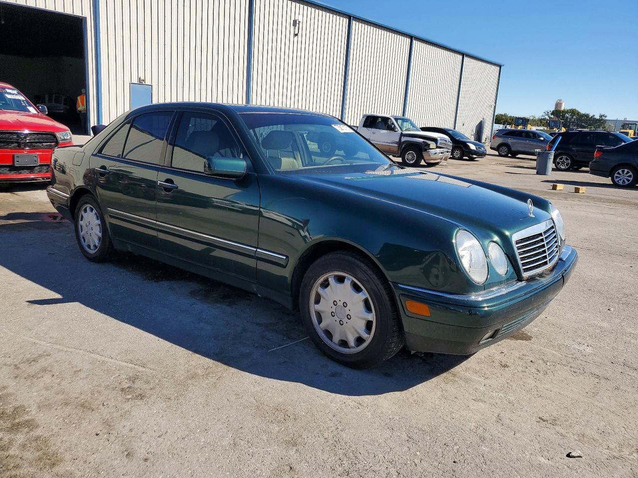 1997 Mercedes-Benz E-Class E320 - Фото 4