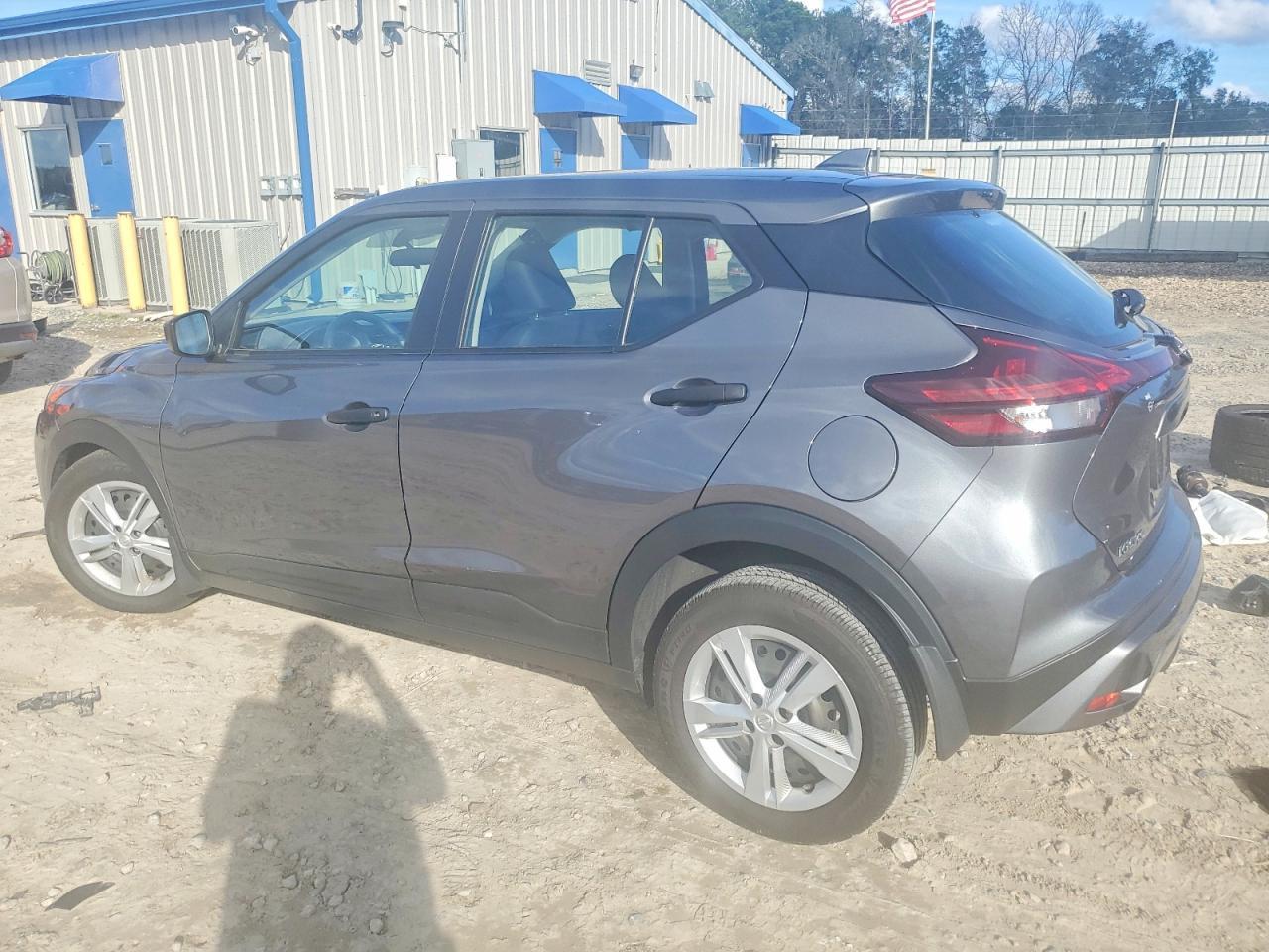 2024 Nissan Kicks S - Фото 2