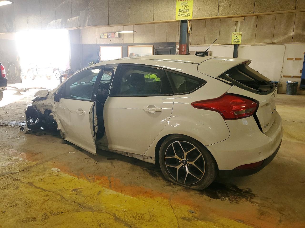2017 Ford Focus Sel - Image 2