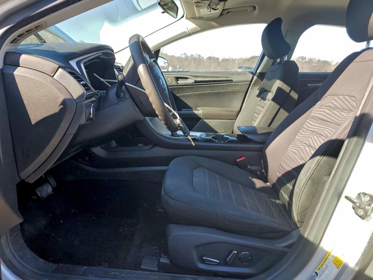 2016 Ford Fusion Se - Image 7