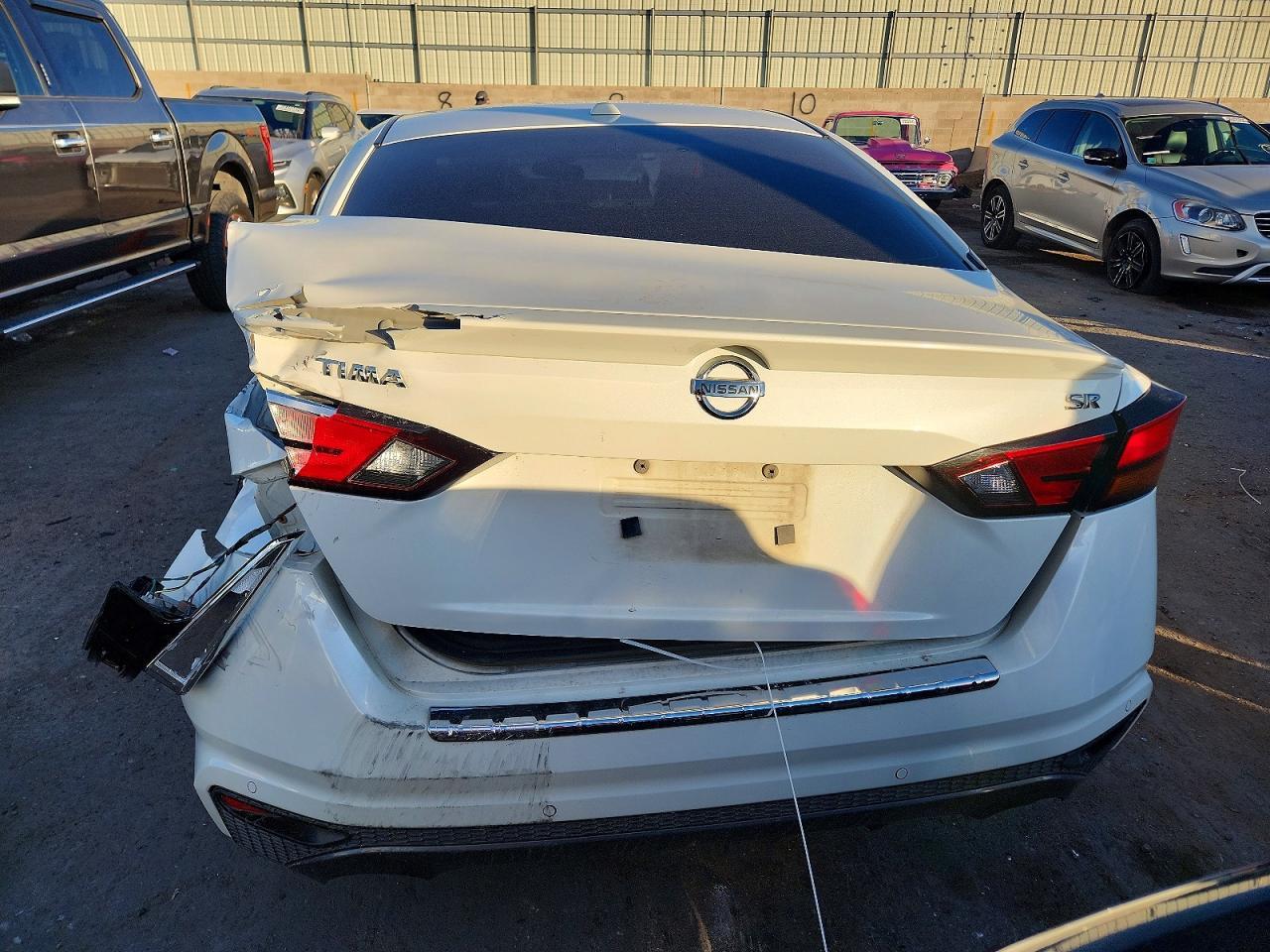 2022 Nissan Altima Sr - Image 6