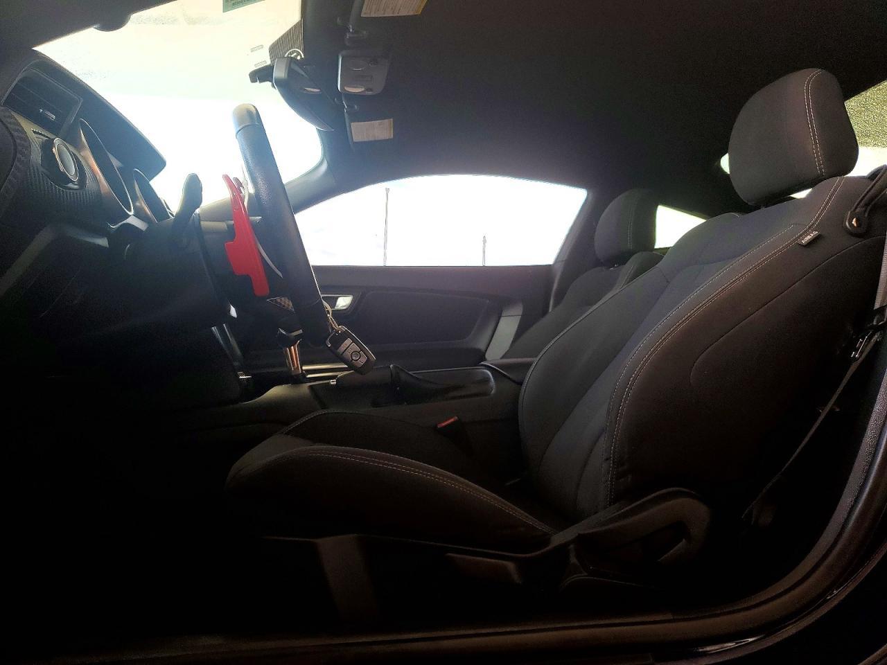 2019 Ford Mustang - Image 7