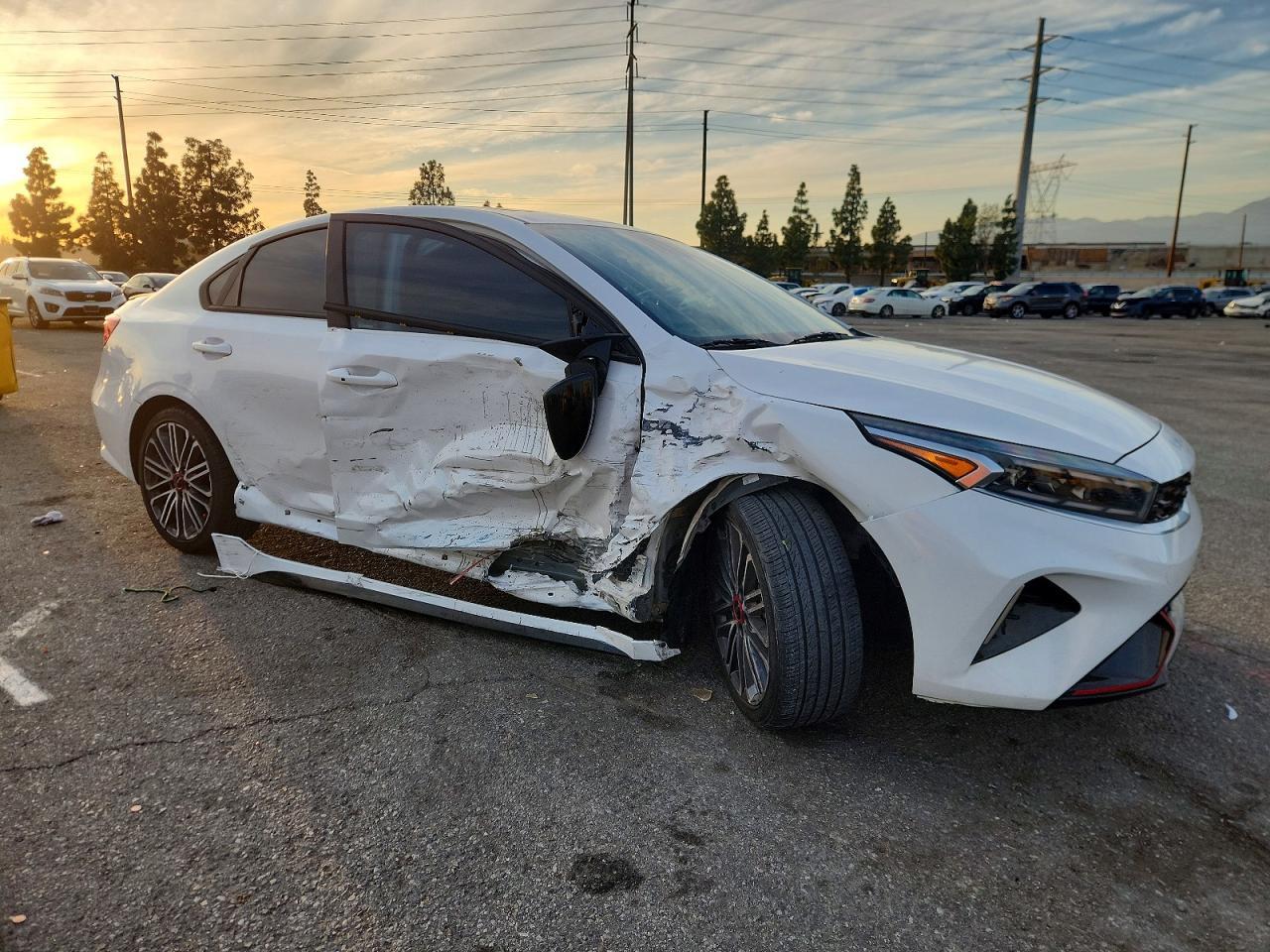 2022 Kia Forte Gt - Фото 4