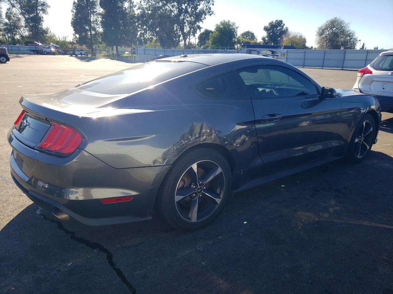 2020 Ford Mustang - Image 3