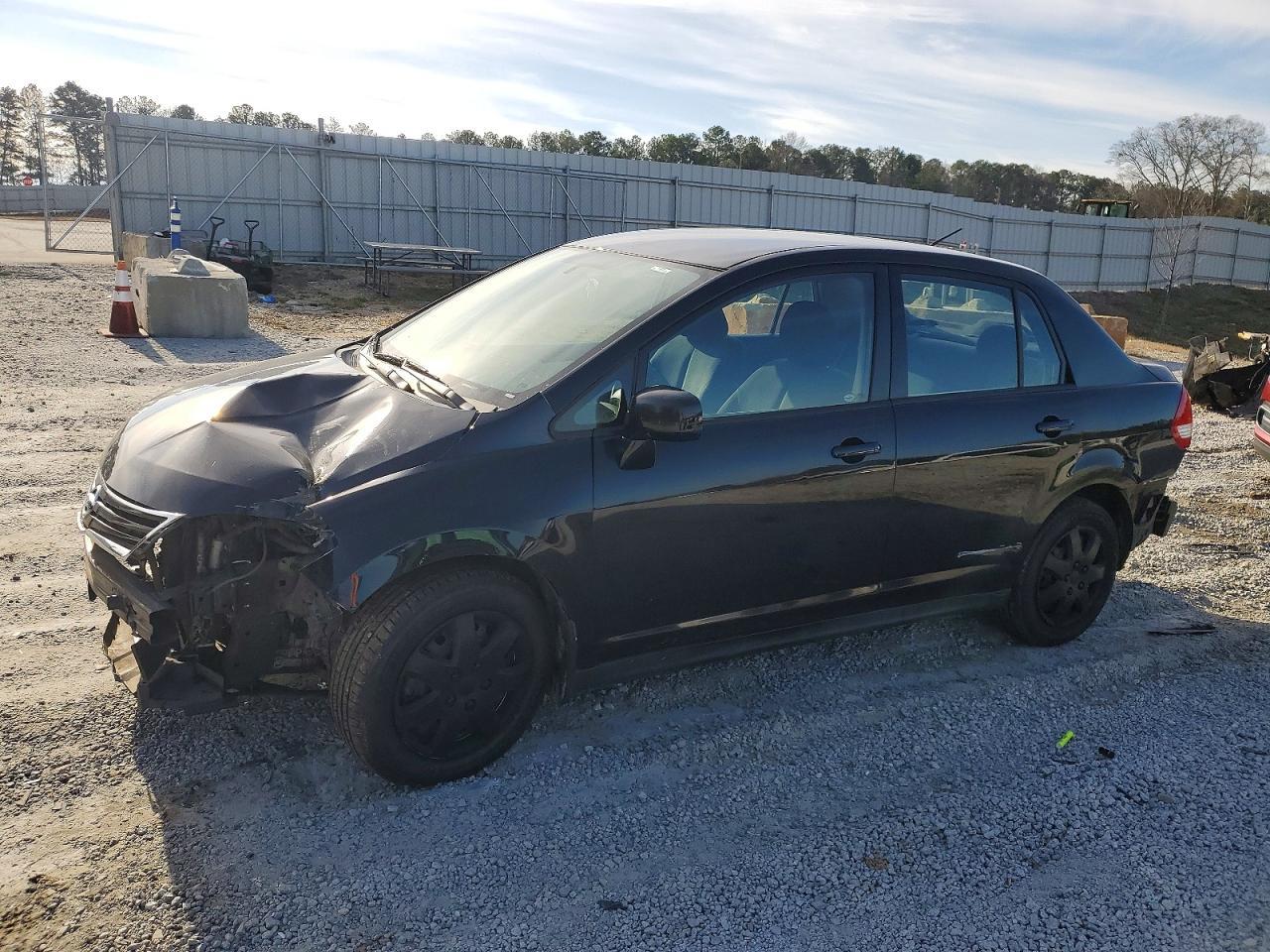 2011 Nissan Versa S
