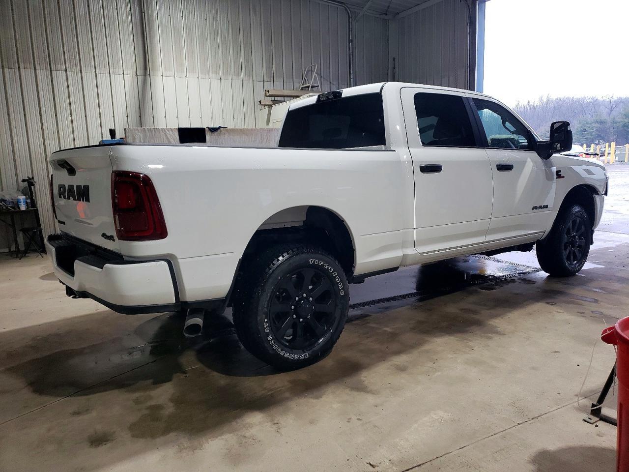 2025 Ram 2500 Big Horn - Фото 3