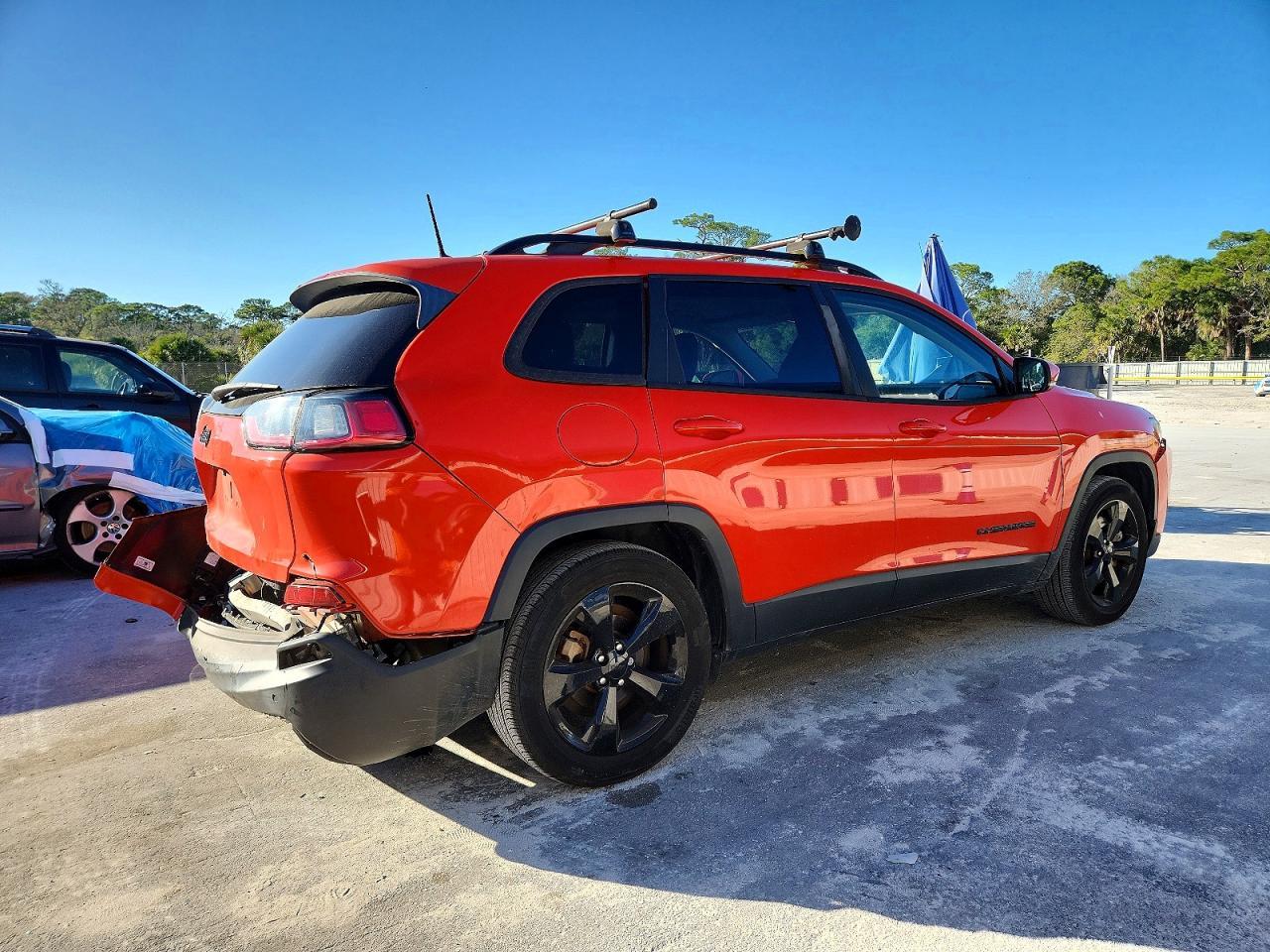 2021 Jeep Cherokee Latitude Plus - Фото 3
