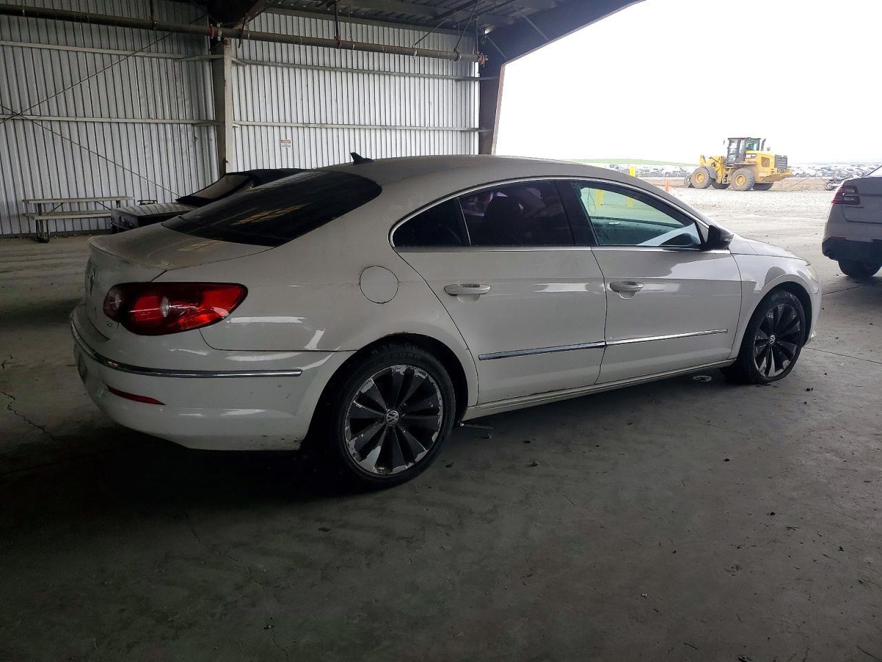 2010 Volkswagen Cc Sport - Image 3