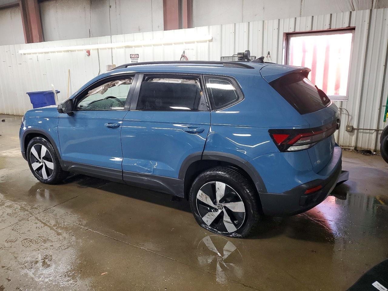 2025 Volkswagen Taos S - Фото 2