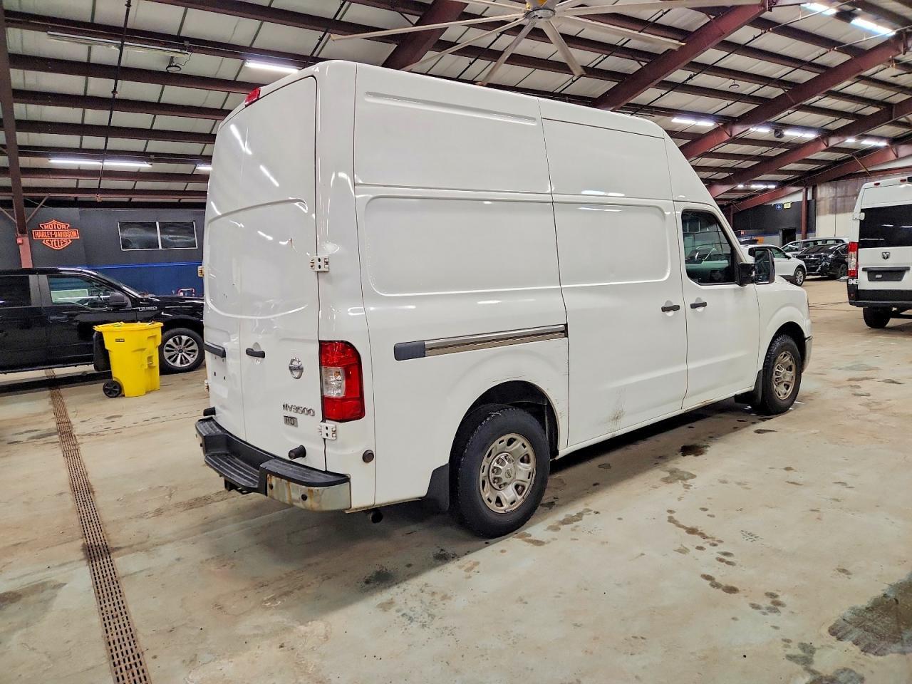 2013 Nissan Nv 2500 - Фото 3