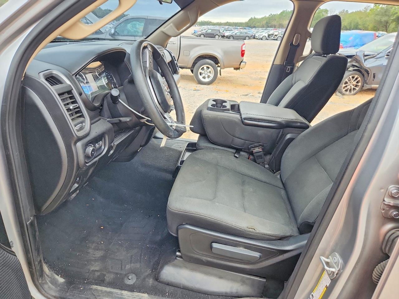 2019 Ram 1500 Tradesman - Фото 7