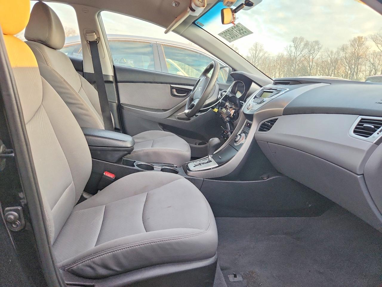 2012 Hyundai Elantra Gls - Фото 7