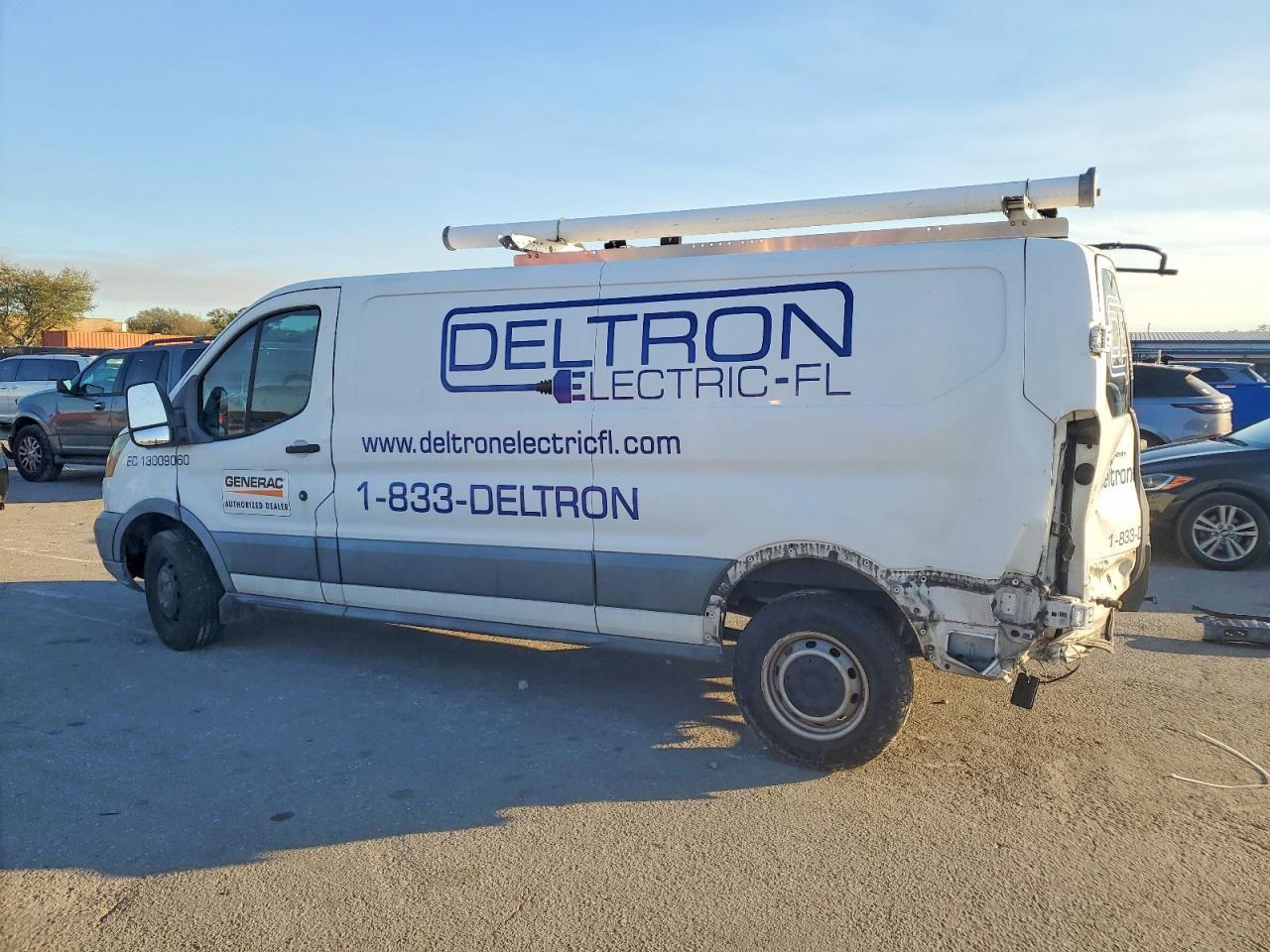 2015 Ford Transit T-250 Utility / Service Van - Фото 2