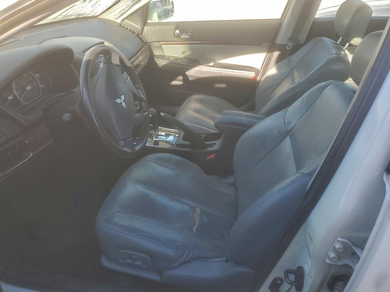 2009 Mitsubishi Galant Es - Image 7