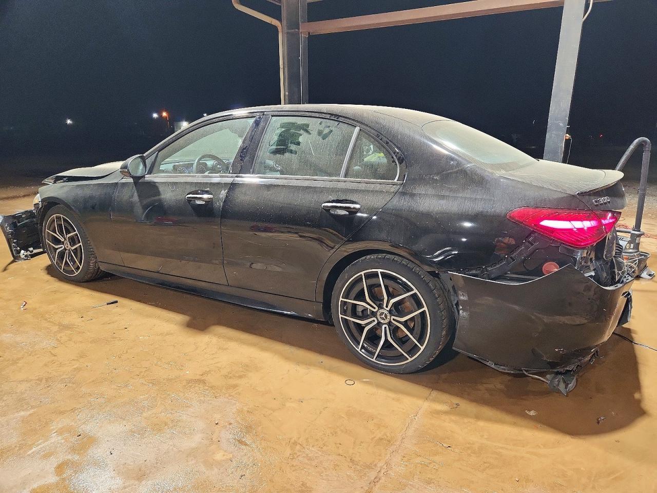 2022 Mercedes-Benz C 300 - Image 2