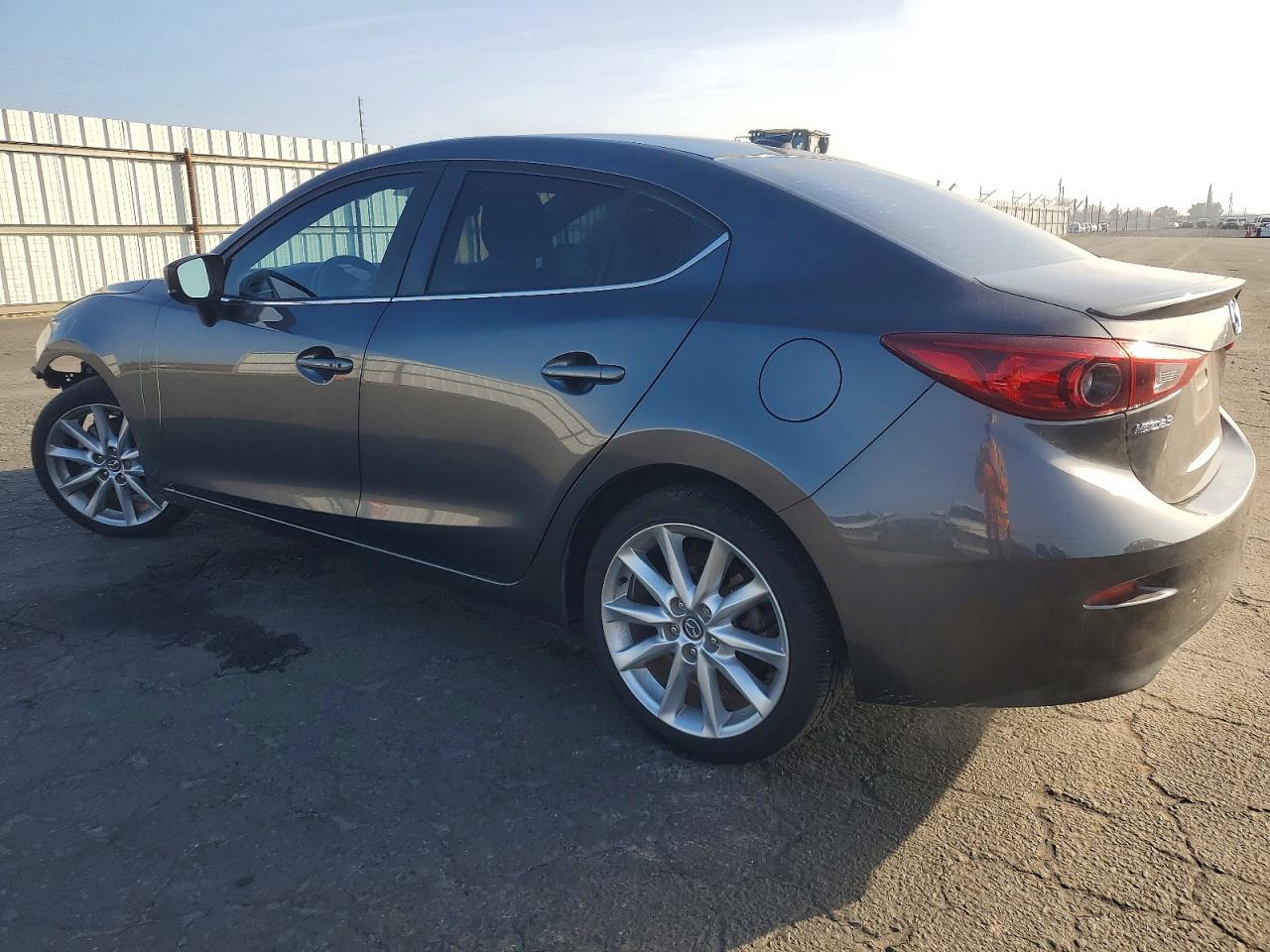 2017 Mazda 3 Touring - Фото 2