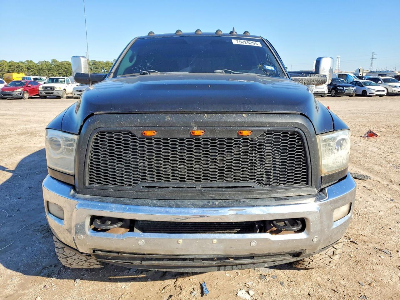 2016 Ram 3500 Laramie - Image 5