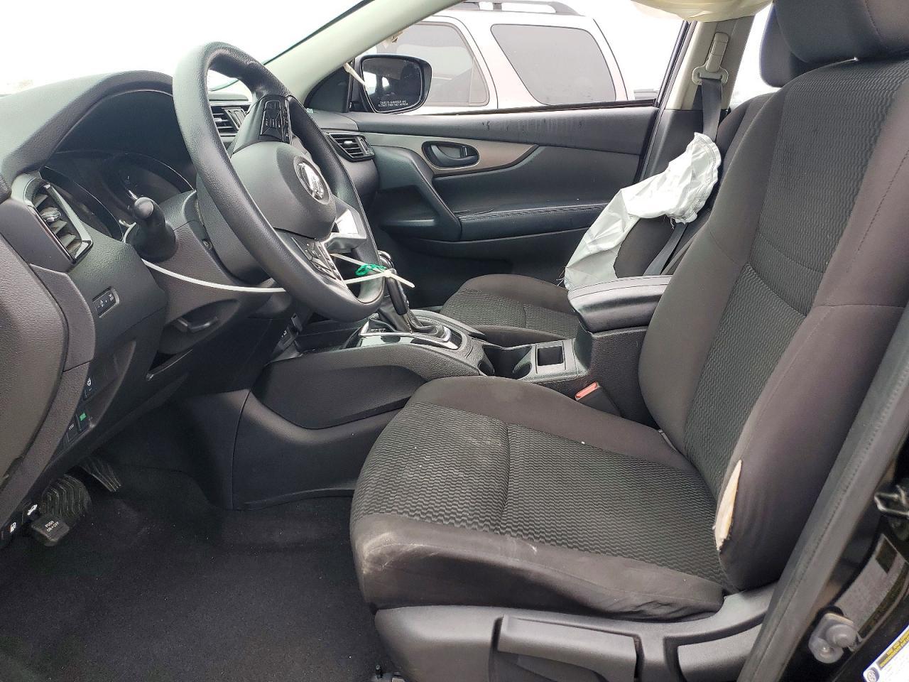 2020 Nissan Rogue Sport S - Image 7