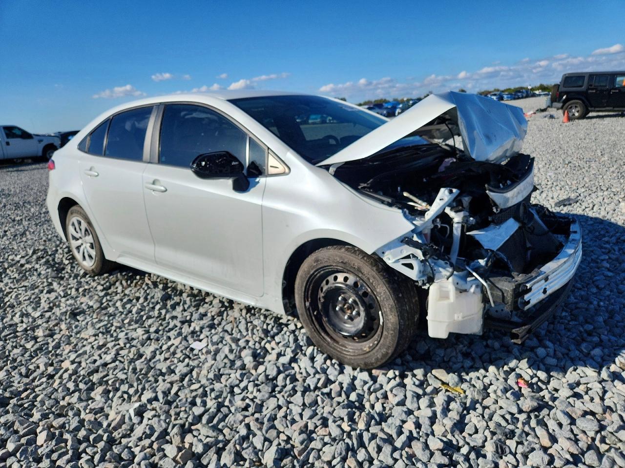 2023 Toyota Corolla Le - Image 4