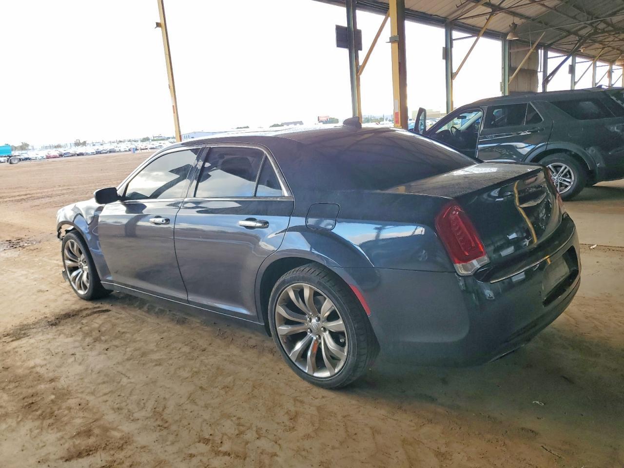 2018 Chrysler 300 Limited - Image 2