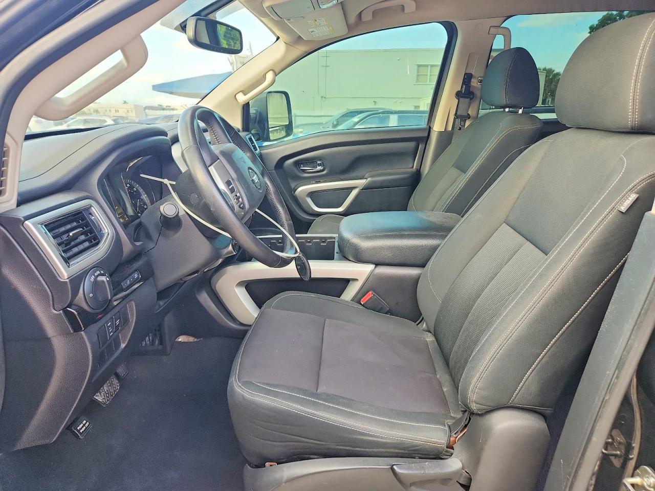 2018 Nissan Titan Sv - Фото 7