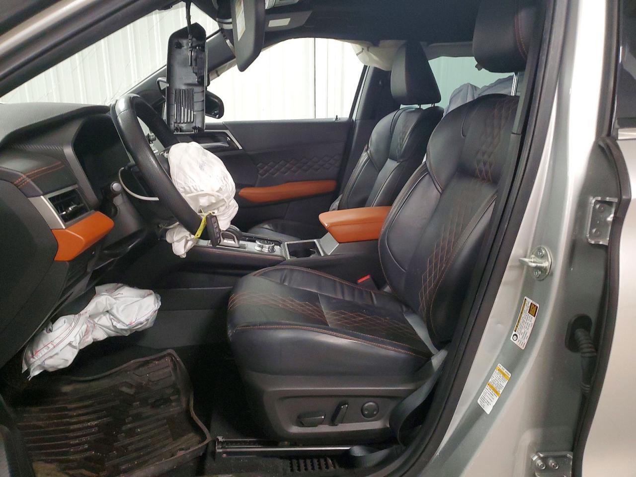 2023 Mitsubishi Outlander Sel - Фото 7