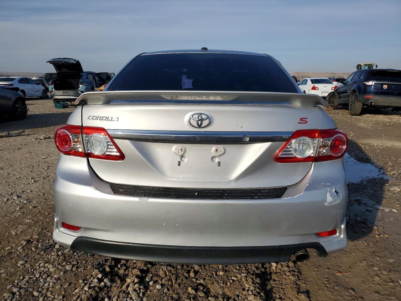 2011 Toyota Corolla S - Фото 6