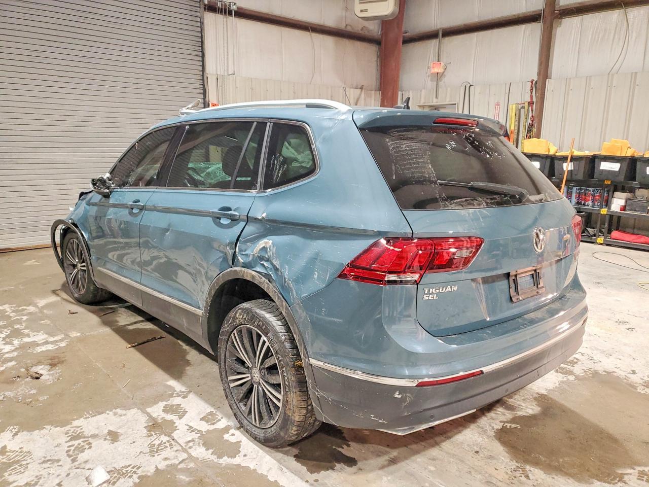 2019 Volkswagen Tiguan Se - Image 2