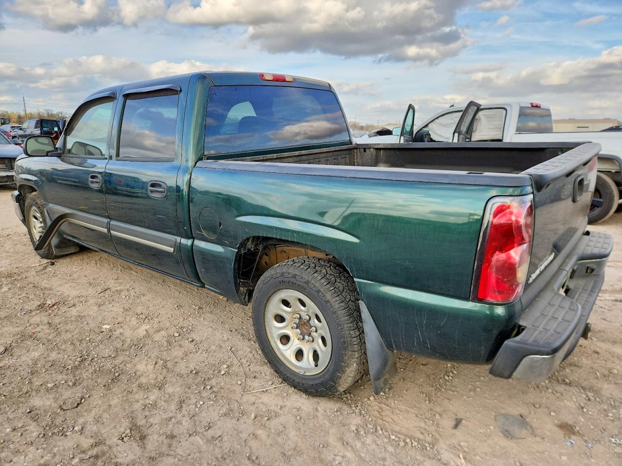 2006 Chevrolet Silverado C1500 - Фото 2